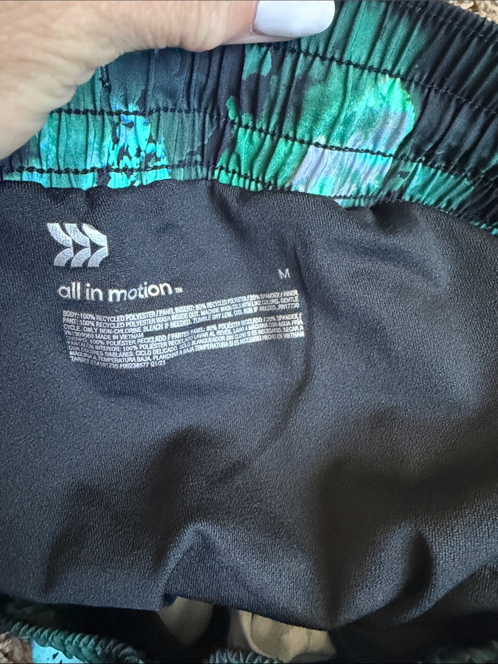 All in Motion active shorts - Picture 3 of 5